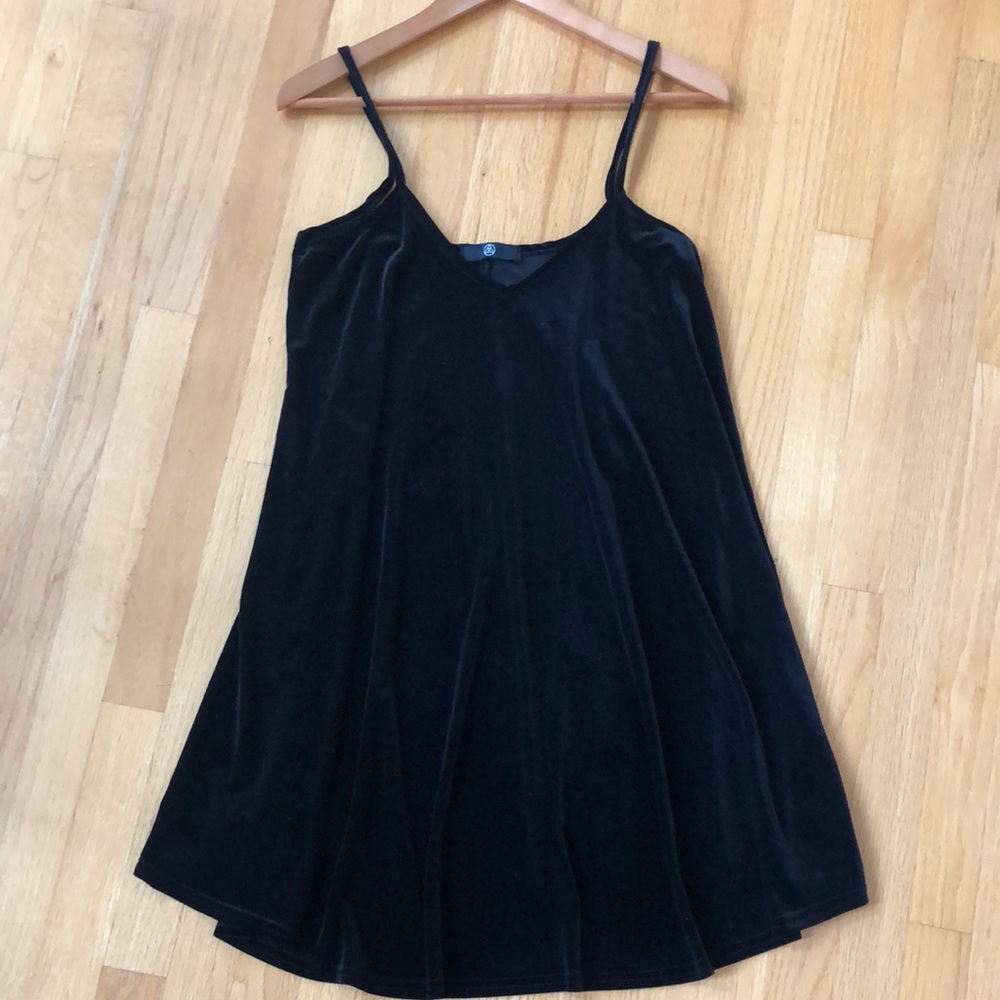 Black Velvet-like Dress